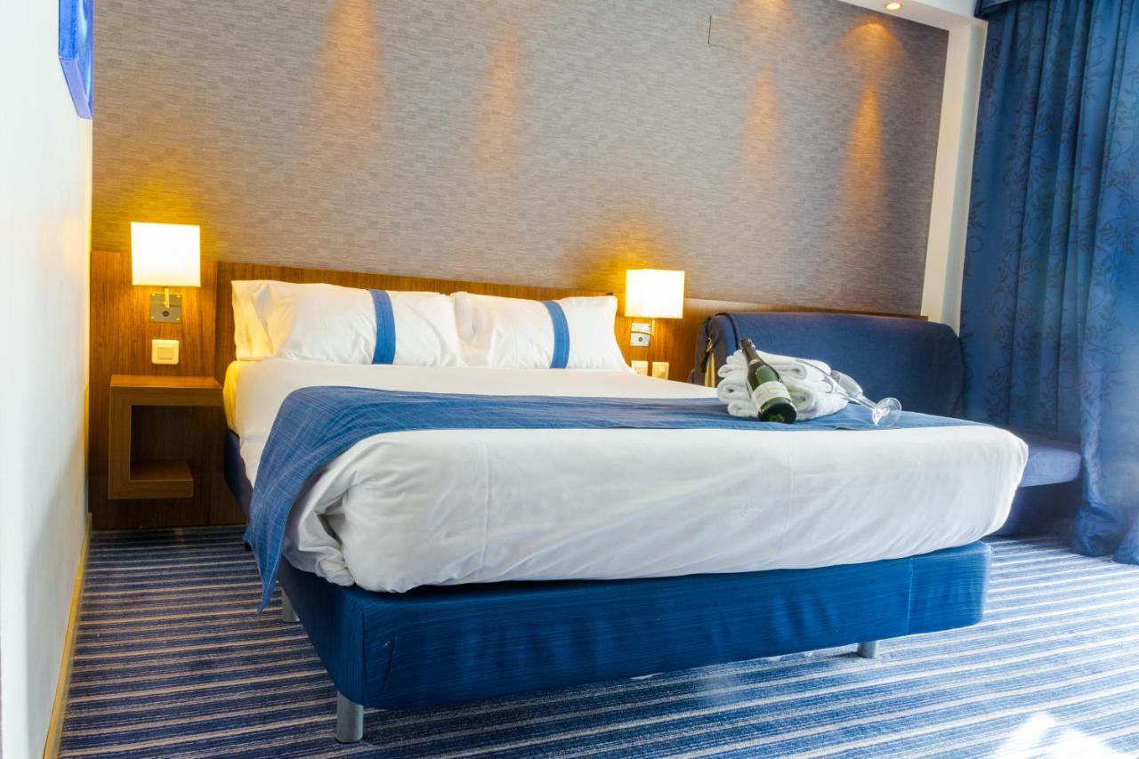 Holiday Inn Express Madrid Leganes By Ihg Buitenkant foto