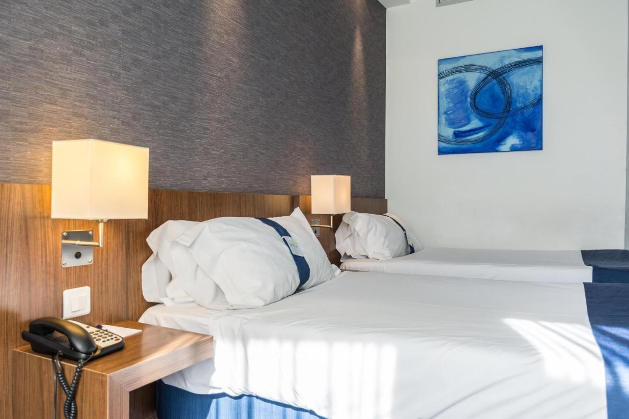 Holiday Inn Express Madrid Leganes By Ihg Buitenkant foto