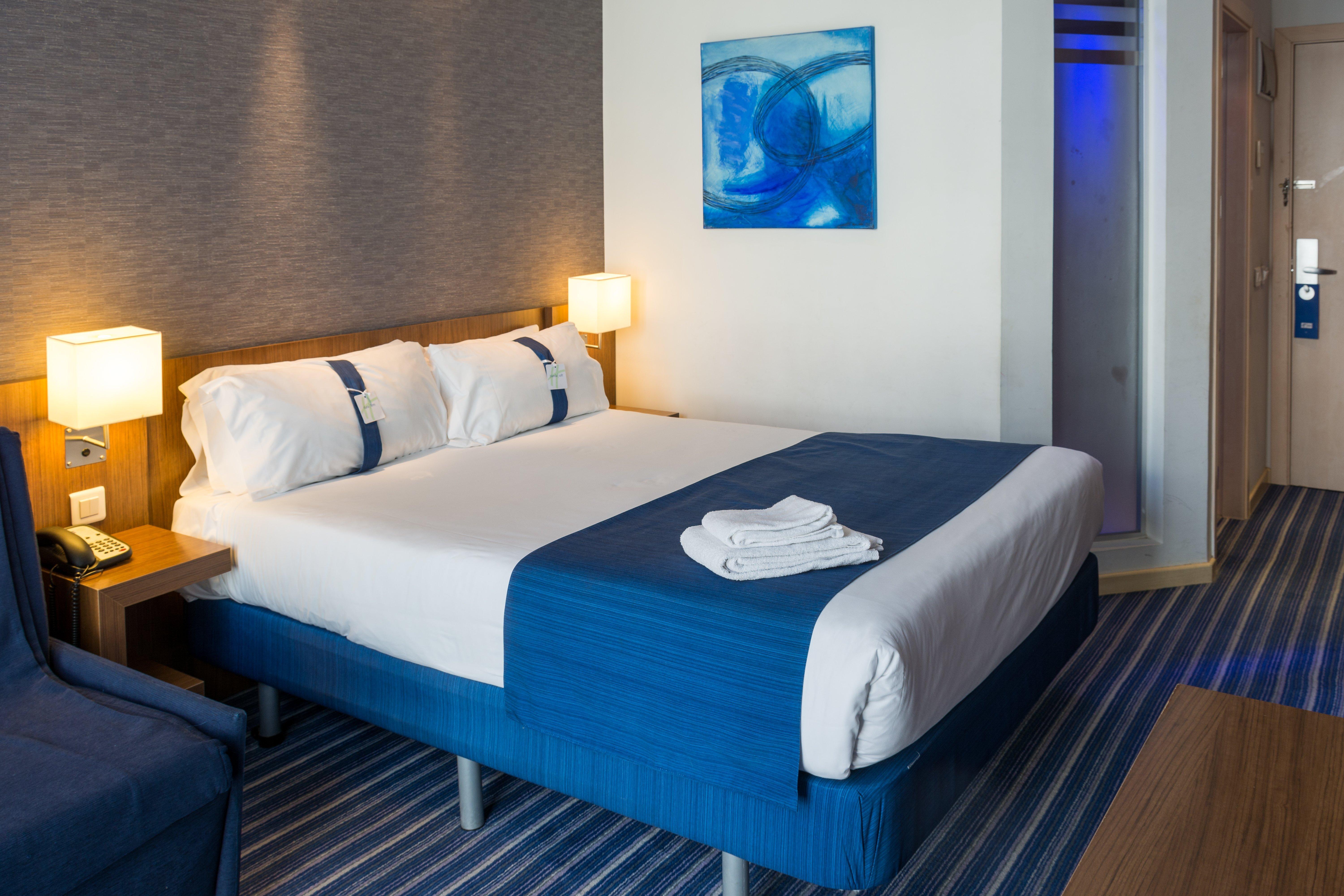 Holiday Inn Express Madrid Leganes By Ihg Buitenkant foto