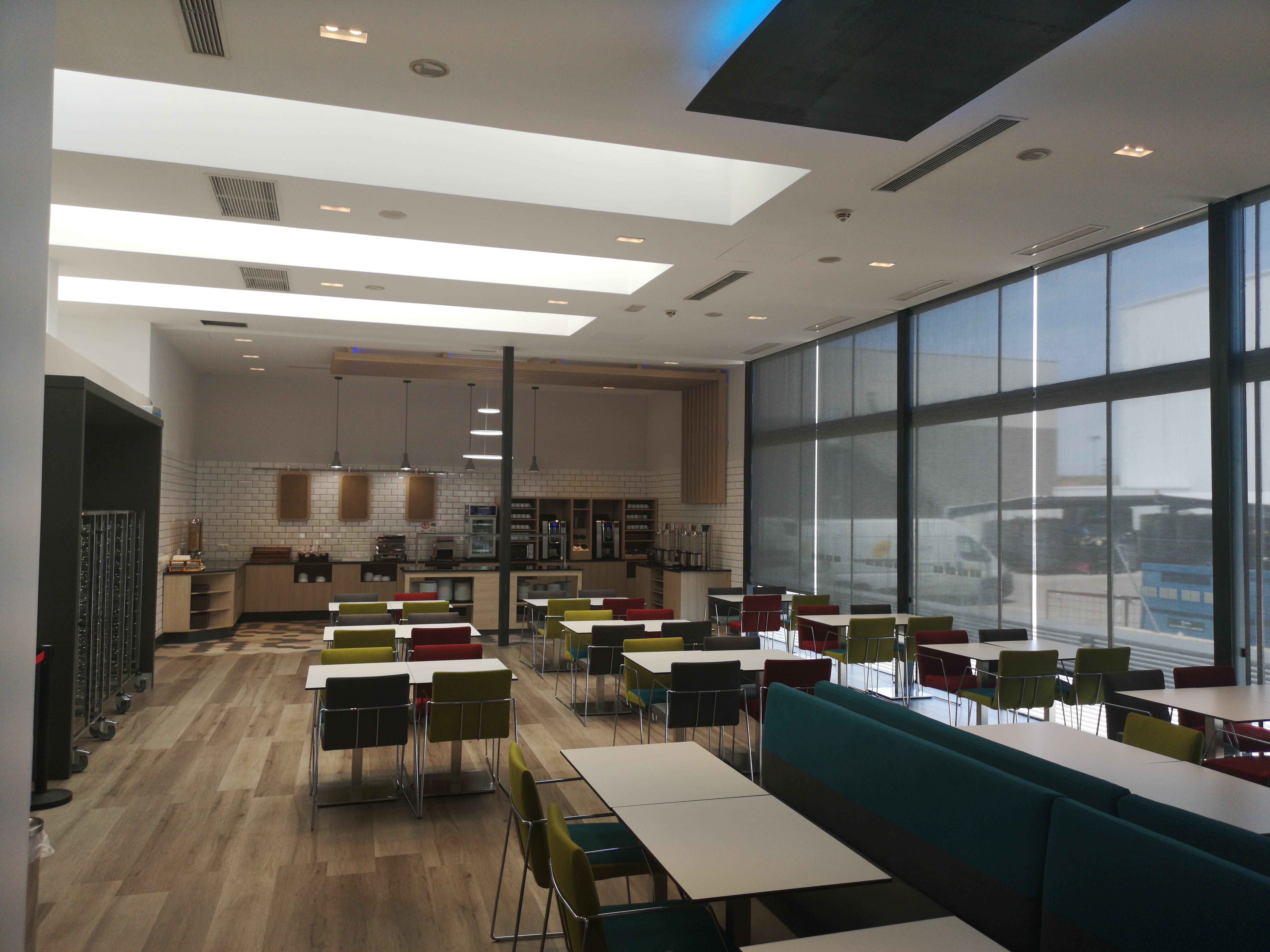 Holiday Inn Express Madrid Leganes By Ihg Buitenkant foto